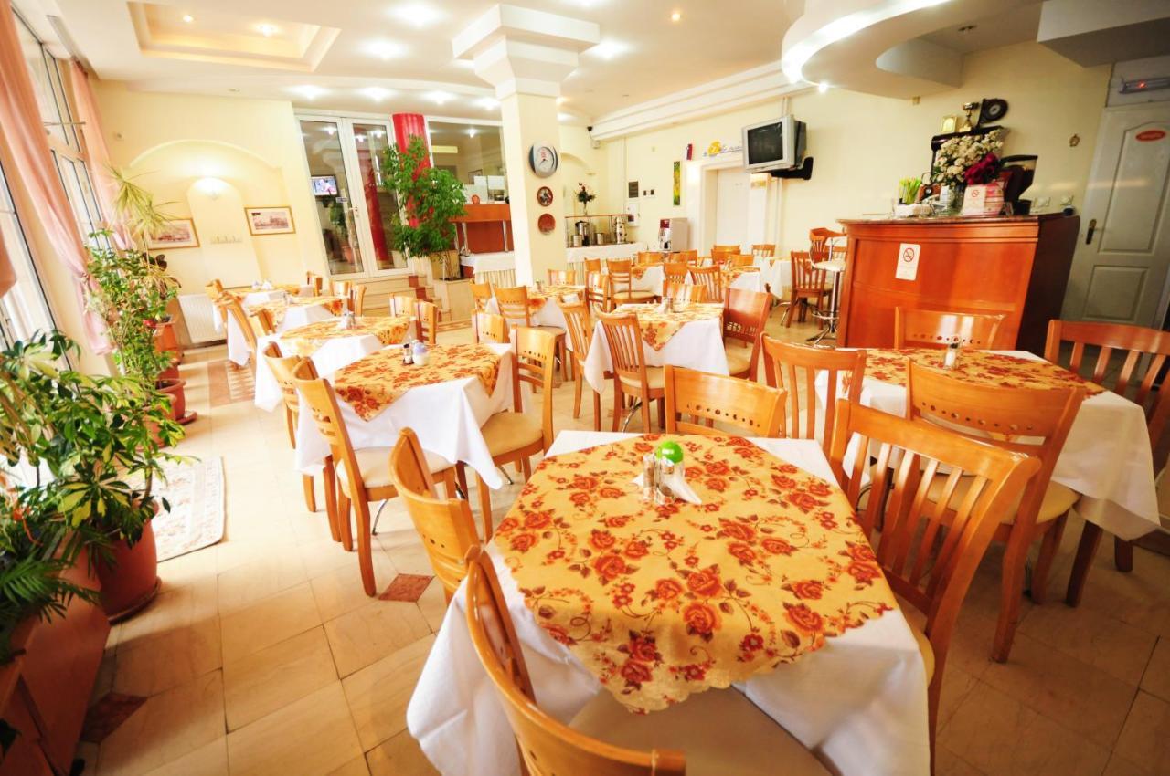 Vip Hotel Skopje - New Management エクステリア 写真