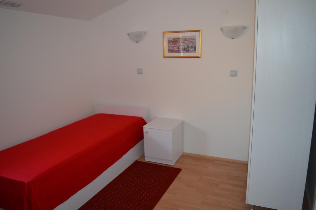 Vip Hotel Skopje - New Management エクステリア 写真
