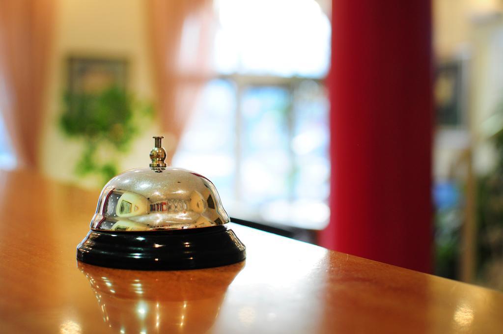 Vip Hotel Skopje - New Management エクステリア 写真