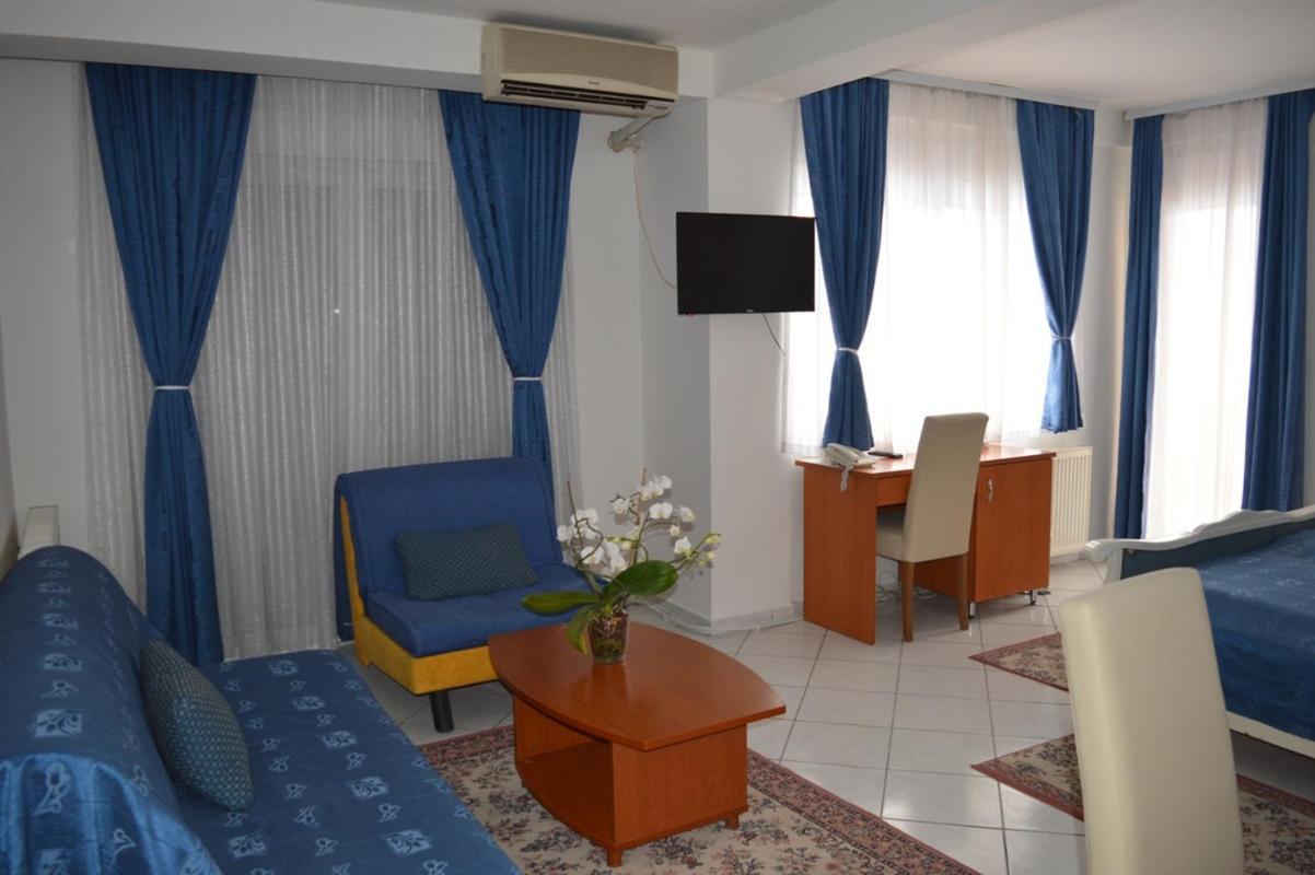 Vip Hotel Skopje - New Management エクステリア 写真