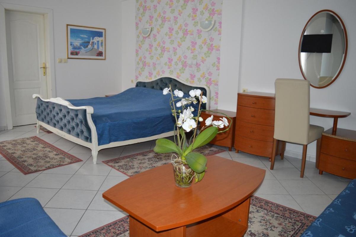 Vip Hotel Skopje - New Management エクステリア 写真